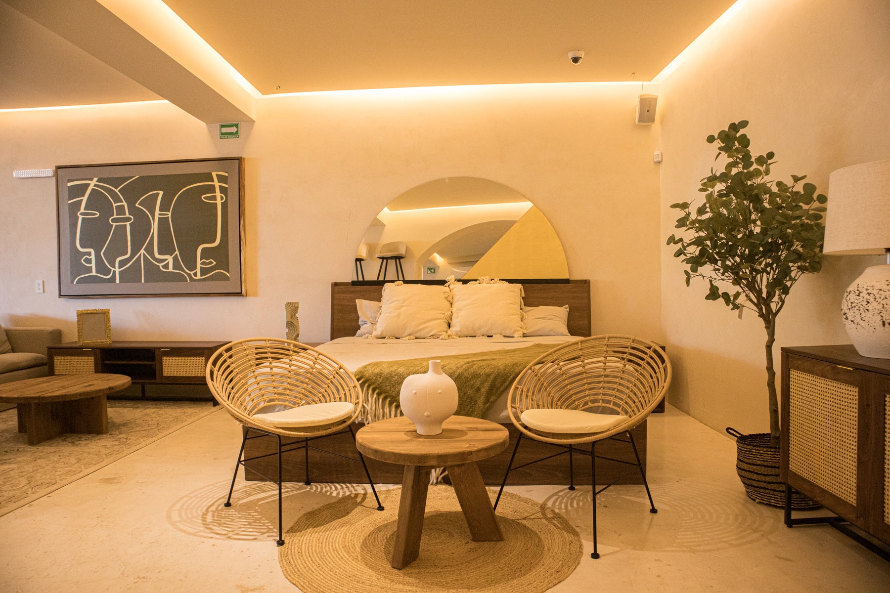 Prisma Muebles, muebles Cancún, Playa del Carmen y Tulum con opciones modernas para salas modernas, comedores y decoración tropical. Prisma Muebles, muebles Cancún, Playa del Carmen y Tulum con opciones modernas para salas modernas, comedores y decoración tropical.