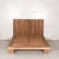 Cama matrimonial moderna de madera estilo contemporáneo para interiores cálidos y sofisticados